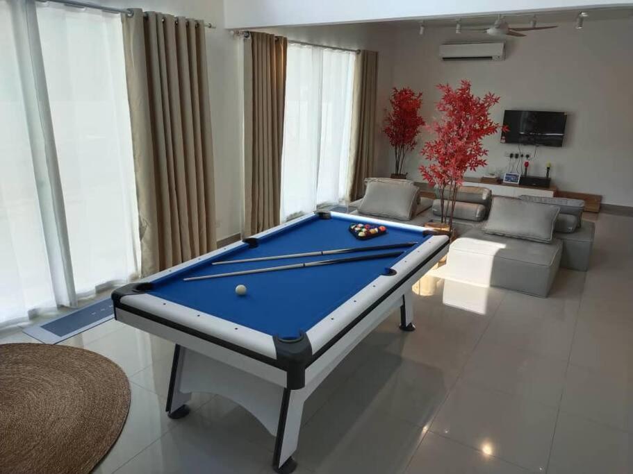 Evening/Night De Ville-50Pax Private Pool Bbq Ipoh Bagian luar foto